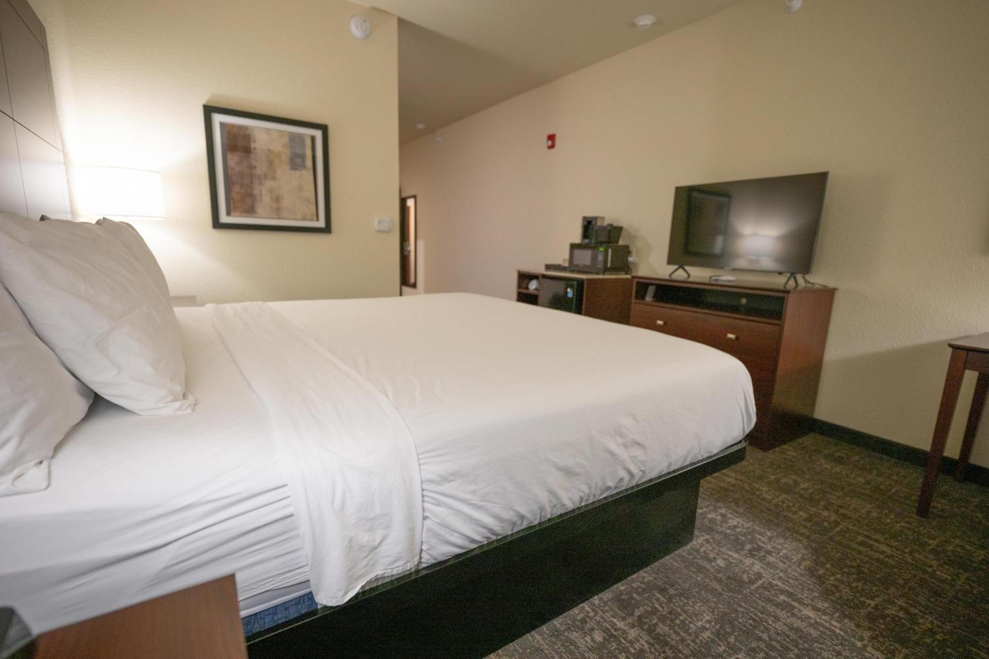 Cobblestone Hotel & Suites - Lamar Buitenkant foto